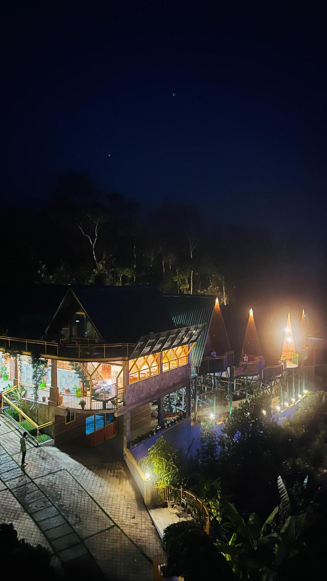 Suvarna Eco Village Madikeri Exterior photo